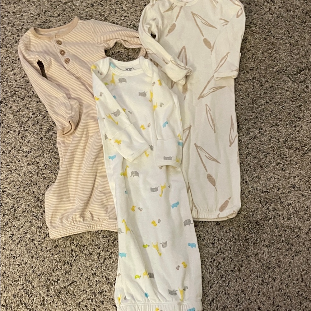 Carters Set of 3 Newborn Gowns